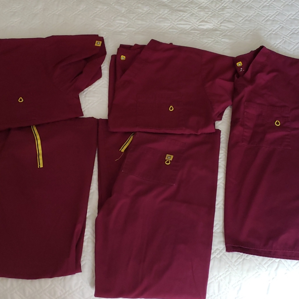 Burgundy wonderwink scrub sets